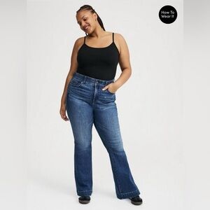Torrid Bombshell High Rise Rhinestone Flare Jean - 18R 💙✨